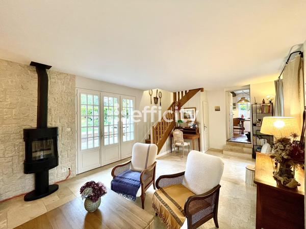 Maison
         5 pièces
        - 76 m² Bien prestige