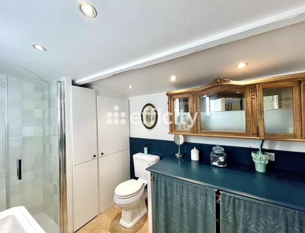 Maison
         5 pièces
        - 76 m² Bien prestige