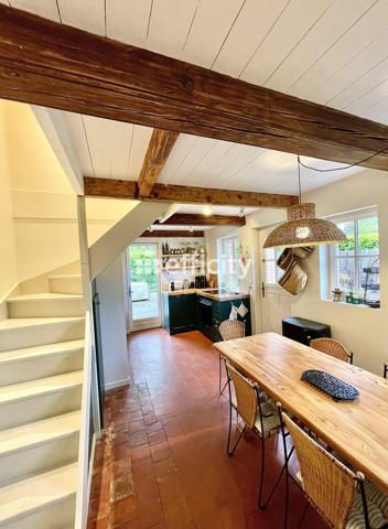 Maison
         5 pièces
        - 76 m² Bien prestige