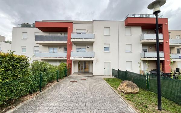 Appartement à vendre    2 pièces • 43 m2 Saint-Julien-lès-Metz