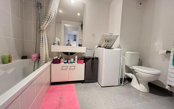 Appartement à vendre    2 pièces • 43 m2 Saint-Julien-lès-Metz