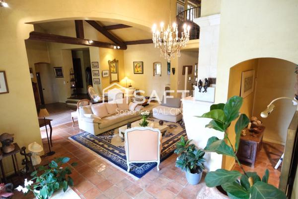 L'ÉLÉGANCE D'UNE VILLA D'ARCHITECTE À CASTRES