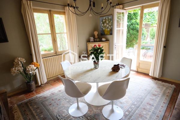 L'ÉLÉGANCE D'UNE VILLA D'ARCHITECTE À CASTRES