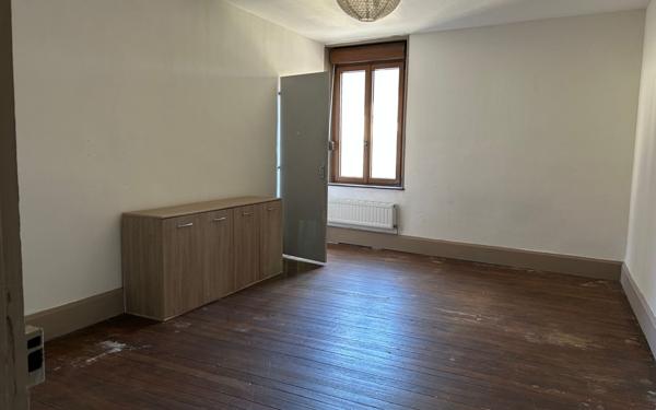 Maison à vendre    3 pièces •  Vexaincourt