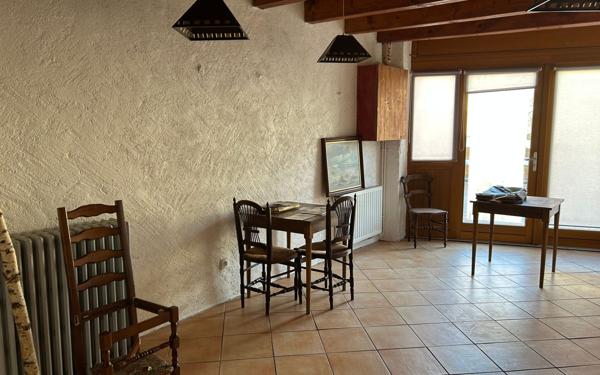 Maison à vendre    3 pièces •  Vexaincourt