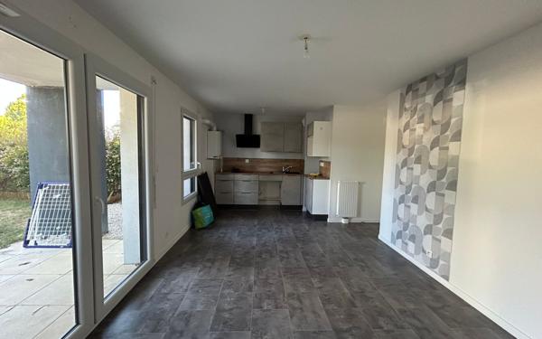 Appartement à louer    3 pièces •  Plescop