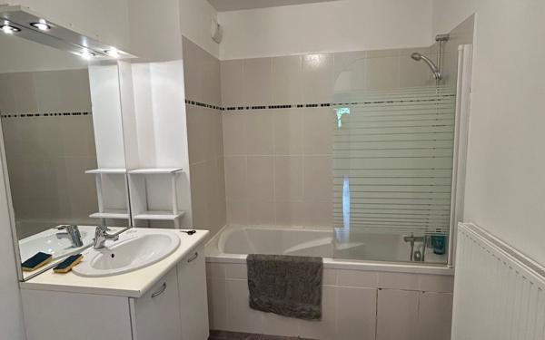 Appartement à louer    3 pièces •  Plescop