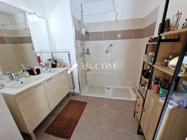 Appartement 3 pièce(s) 2 chambre(s) 61 m²