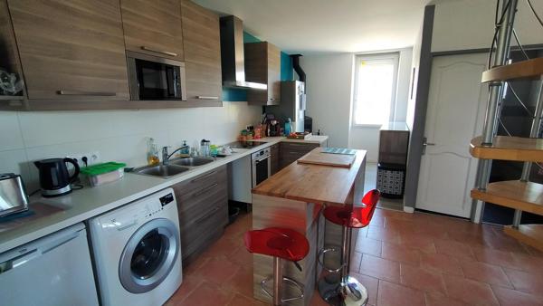 Charmante maison de village en pierre rénovée