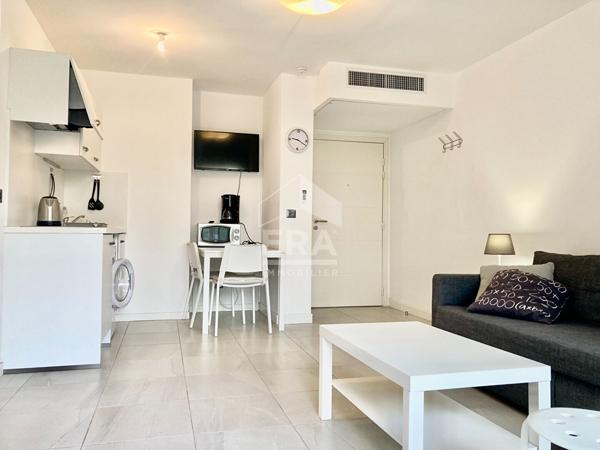 CANNES Location studio meublé
