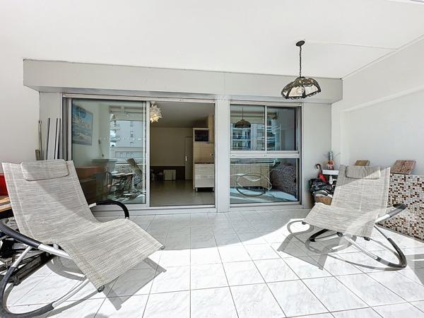 Appartement F1 à vendre  1 pièce - 27,01 m2 JUAN LES PINS - 06