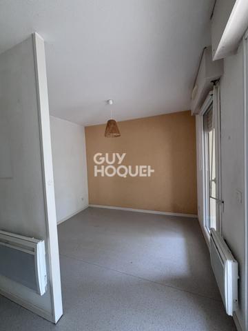 Appartement T1 bis avec extérieur, cave et parking