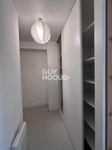 Appartement T1 bis avec extérieur, cave et parking