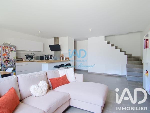 Appartement à vendre 3 pièces 69 m² Fontenay-Trésigny