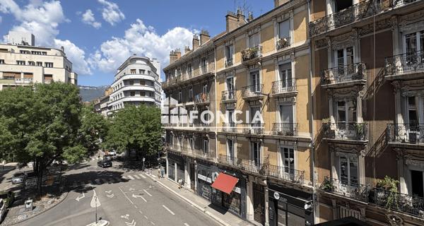 À vendre Appartement 3 pièces 62.44 m² - Grenoble 38000