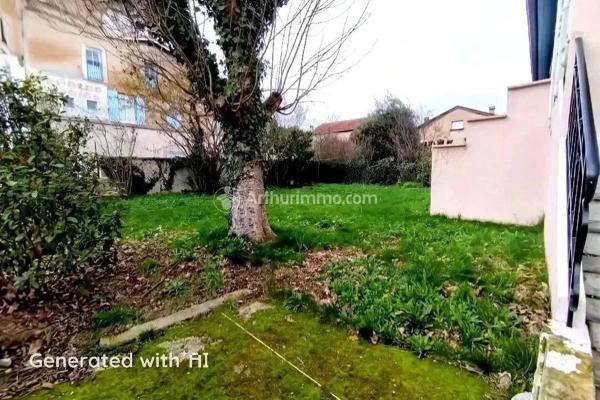 Vente                                                      Maison de ville
                        
                     5 pièces                      151 m2                     à Castres