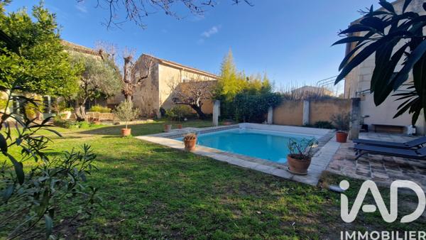 Maison à vendre 9 pièces 302 m² Manduel