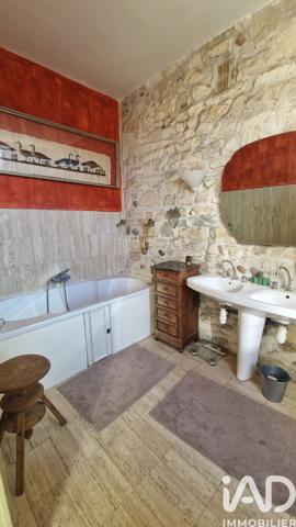 Maison à vendre 9 pièces 302 m² Manduel