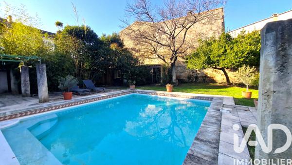 Maison à vendre 9 pièces 302 m² Manduel