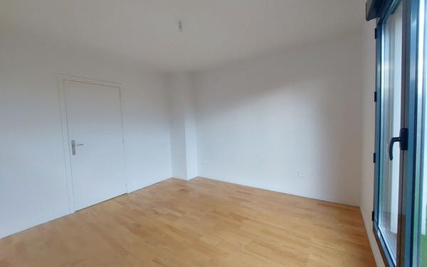 Appartement à louer    3 pièces • 62,37 m2 Saint-Maur-des-Fossés
