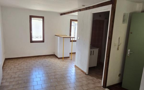Appartement à louer    2 pièces • 21,73 m2 Narbonne