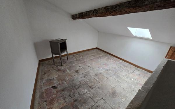 Appartement à louer    2 pièces • 21,73 m2 Narbonne