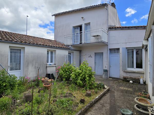 Immeuble
                                                                                                                                                
                                                                                                                                                
                                                                                                                                                
                                                    
                                                                                                                                                                                                                                                                                                                        97.22  m²
