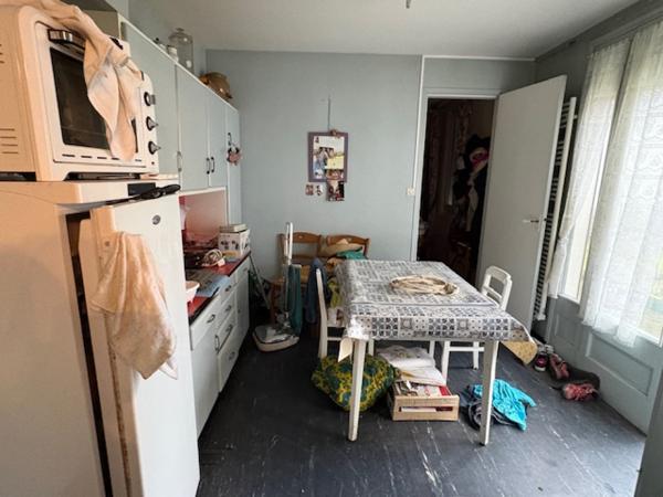 Immeuble
                                                                                                                                                
                                                                                                                                                
                                                                                                                                                
                                                    
                                                                                                                                                                                                                                                                                                                        97.22  m²