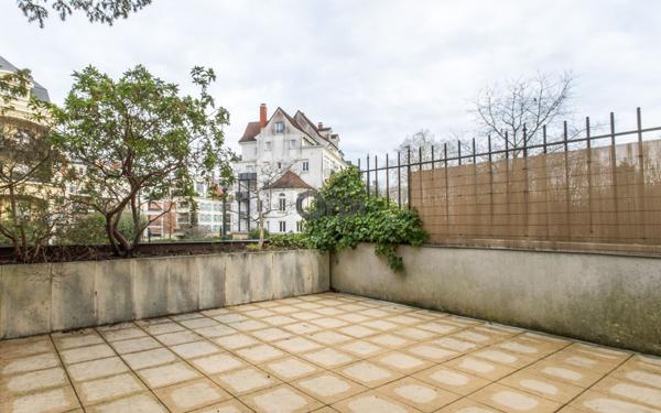 Appartement à vendre    2 pièces • 43,05 m2 Le Plessis-Robinson