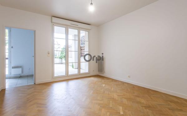 Appartement à vendre    2 pièces • 43,05 m2 Le Plessis-Robinson