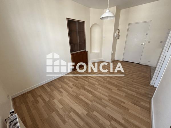 Location Appartement 2 pièces 26.49 m² - 32 RUE DENIS PAPIN Blois 41000
