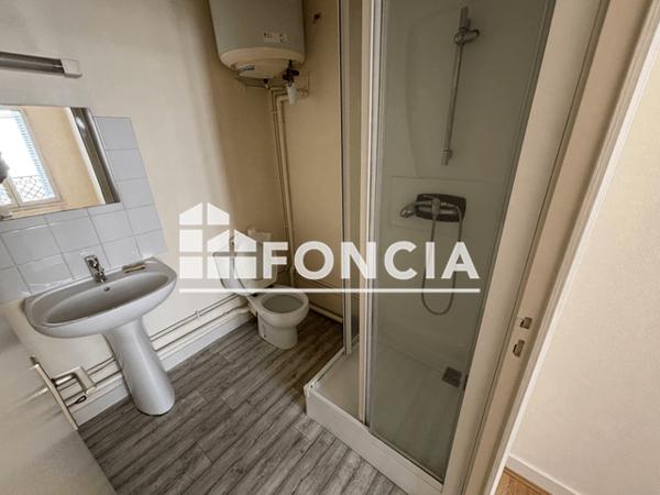 Location Appartement 2 pièces 26.49 m² - 32 RUE DENIS PAPIN Blois 41000