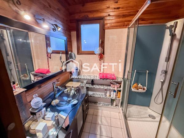 maison 3 chambres à Péronnas