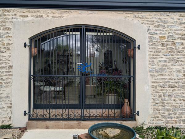 Maison Courcon 9 pièce(s) 278 m2  Courcon