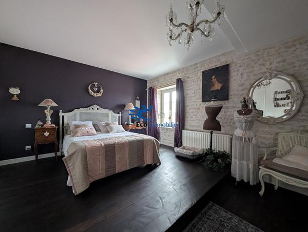 Maison Courcon 9 pièce(s) 278 m2  Courcon