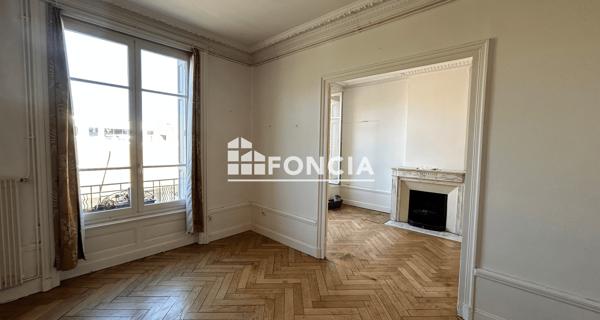 À vendre Immeuble 726 m² - Saint-étienne 42100