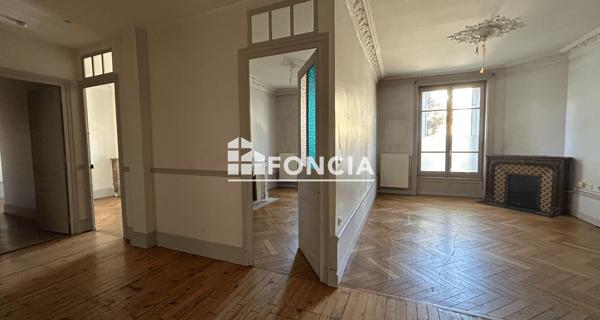À vendre Immeuble 726 m² - Saint-étienne 42100