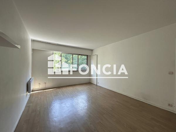 Location Studio 26.92 m² - 15 SQUARE FOCH Lille 59000