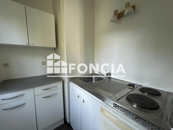 Location Studio 26.92 m² - 15 SQUARE FOCH Lille 59000