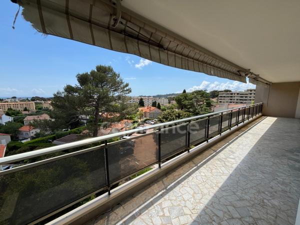 Appartement d’angle à vendre 4 pièces LE CANNET (06), garage, cave !