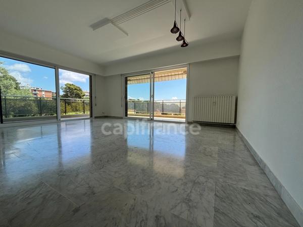 Appartement d’angle à vendre 4 pièces LE CANNET (06), garage, cave !