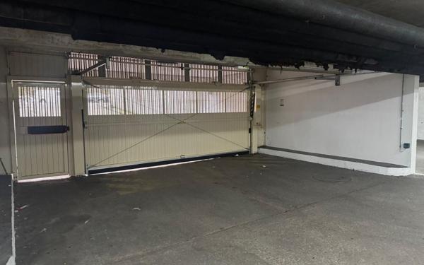 Stationnement à vendre    21 m2 Le Mée-sur-Seine