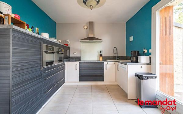 Appartement à vendre    5 pièces • 135 m2 Chauny