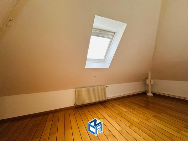 Appartement T3 en duplex avec cave de 100m2