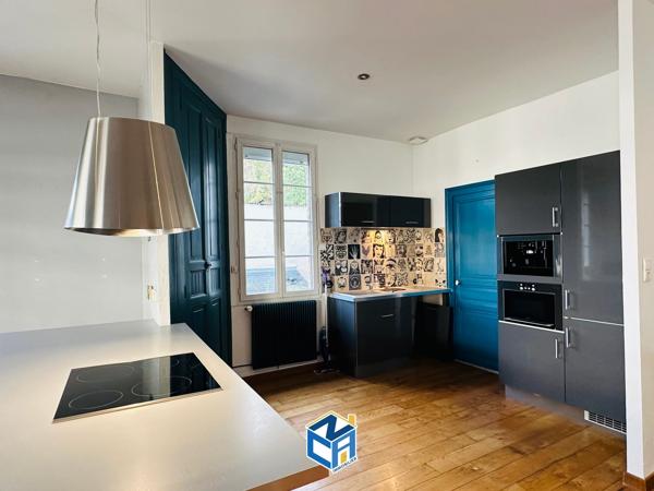 Appartement T3 en duplex avec cave de 100m2