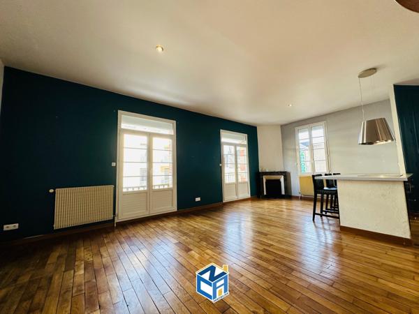 Appartement T3 en duplex avec cave de 100m2