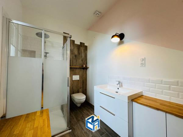 Appartement T3 en duplex avec cave de 100m2