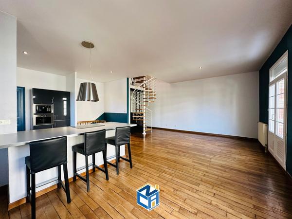 Appartement T3 en duplex avec cave de 100m2