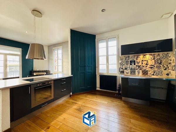 Appartement T3 en duplex avec cave de 100m2