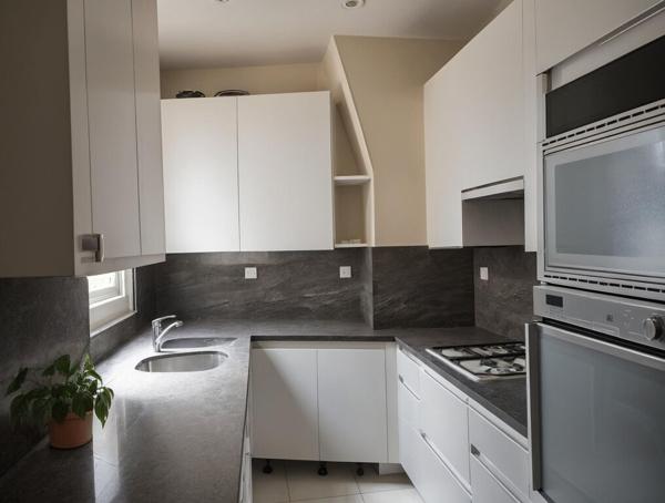 Quartier TERNES - beau 3 pièces avec balconnets